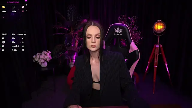 Wild Alice me online show from May 1, 3:28 pm