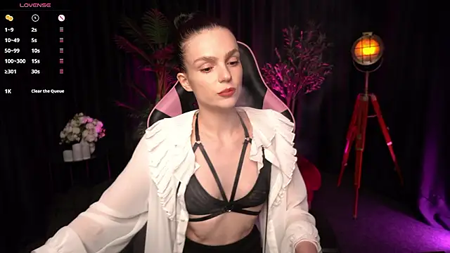 Wild Alice me online show from March 7, 3:50 pm