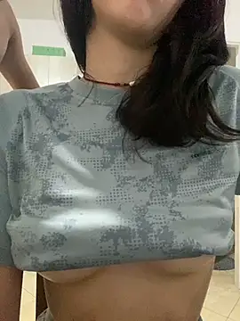 tuputa420 online show from April 1, 3:19 am