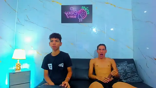 Spicy guys online show from March 3, 1:07 pm