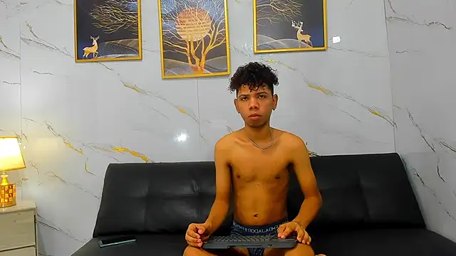 Spicy guys online show from May 7, 2:09 pm