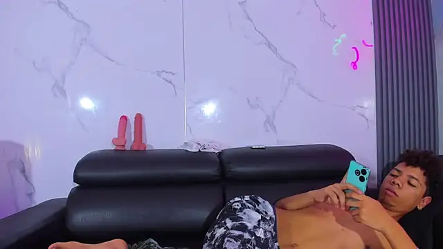 Spicy guys online show from May 17, 1:11 pm