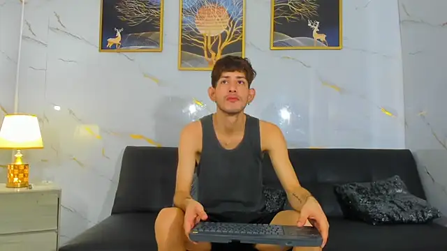 Spicy guys online show from April 9, 1:06 pm