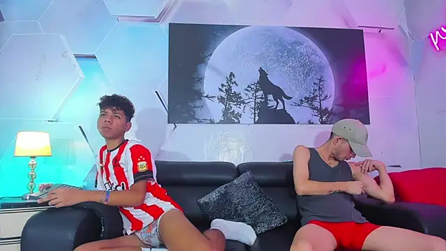 Spicy guys online show from April 7, 1:13 pm