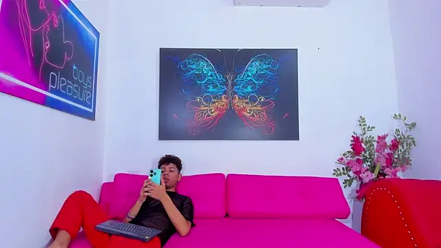 Spicy guys online show from May 3, 6:11 pm