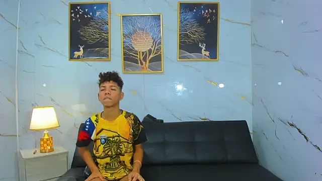 Spicy guys online show from April 26, 1:08 pm