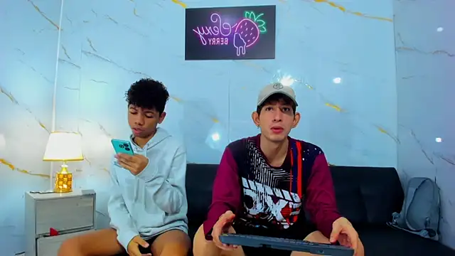 Spicy guys online show from March 20, 1:01 pm