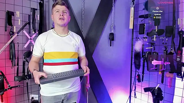 Snapshot of MrJustin_Brianna_BDSM chatting on February 27, 7:03 pm MrJustin Brianna BDSM online show from February 27, 7:03 pm