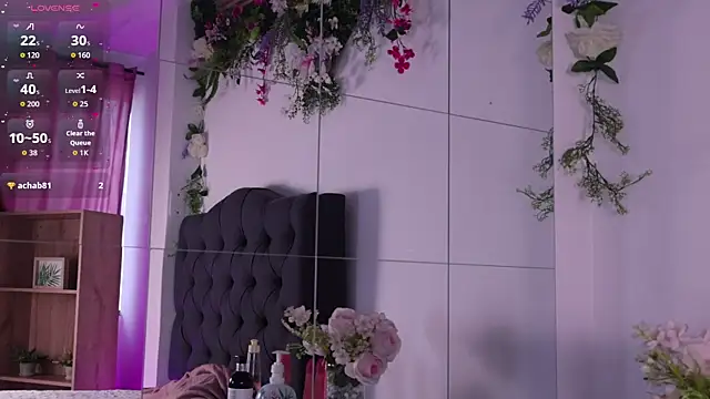 Snapshot of AmyKiss_ chatting on May 18, 1:05 pm AmyKiss online show from May 18, 1:05 pm
