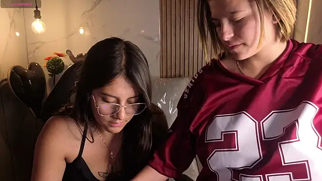 Sweett liia  online show from April 15, 7:47 am