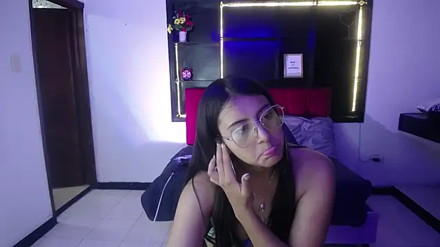 Sweett liia  online show from March 26, 7:45 pm