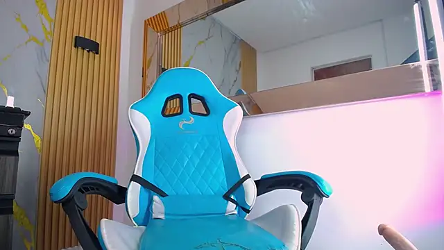 Jasmine Jones7 online show from March 28, 7:09 am