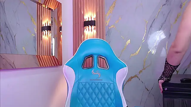 Jasmine Jones7 online show from March 2, 9:55 pm