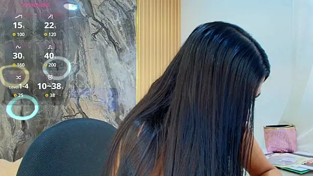 scarlett lumi online show from April 2, 12:23 pm