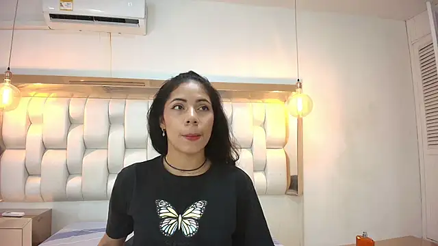 Snapshot of AzulMaveric chatting on May 1, 4:56 pm AzulMaveric online show from May 1, 4:56 pm