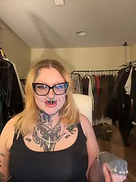 grindhouseho online show from March 13, 4:17 am