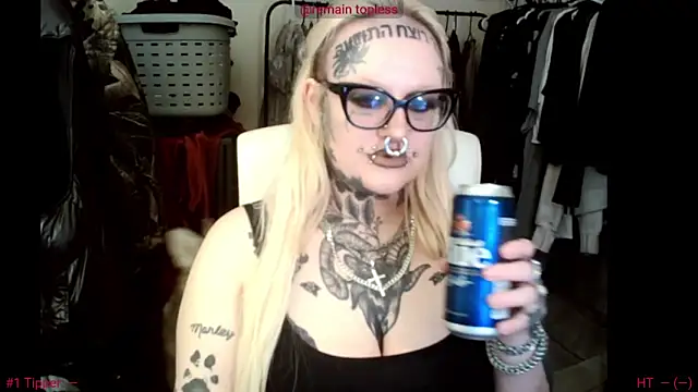 grindhouseho online show from April 19, 3:40 am