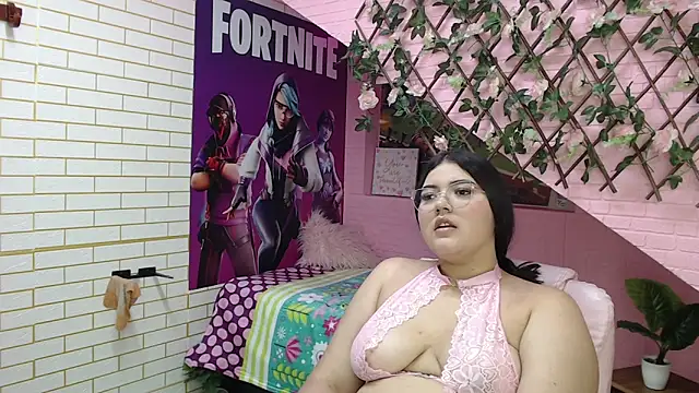 meilingg303av online show from March 1, 7:14 pm