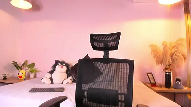 Snapshot of Scarlett_Evans1_ chatting on March 3, 7:54 pm Scarlett Evans1 online show from March 3, 7:54 pm