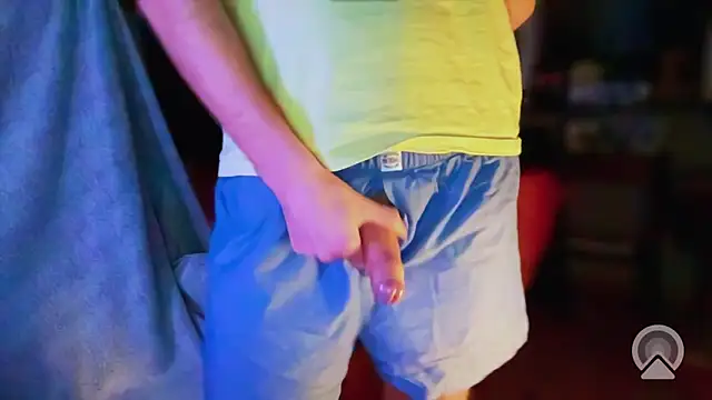 Woze online show from February 22, 6:42 pm