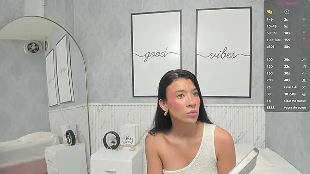 beautydoll18  online show from April 17, 10:18 am