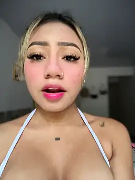 Snapshot of Dulce_Sofi_ chatting on February 25, 6:08 pm Dulce Sofi online show from February 25, 6:08 pm