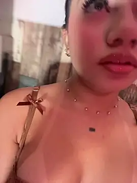 Dulce Sofi  online show from March 29, 9:49 pm