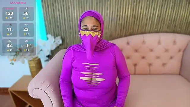 Nadia Privee online show from February 27, 6:30 pm