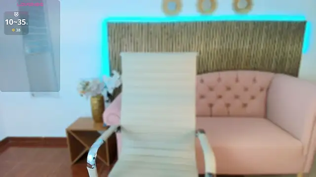 Nadia Privee online show from February 28, 6:07 pm