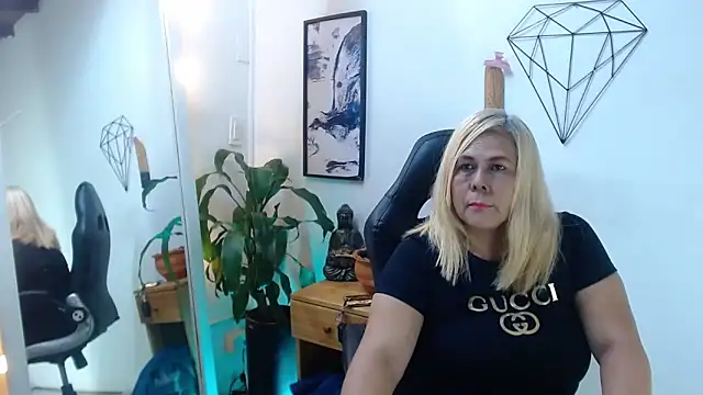 eva colen50 online show from April 2, 6:14 pm