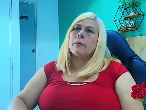 Snapshot of eva_colen50 chatting on February 19, 7:22 pm eva colen50 online show from February 19, 7:22 pm