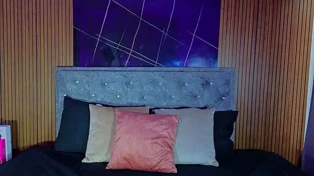 Sophiexx  online show from March 3, 3:52 pm