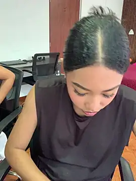 kali rousse online show from March 14, 12:11 pm