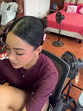 kali rousse online show from March 6, 12:22 pm