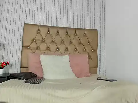 Snapshot of hanna_luciana chatting on May 8, 3:38 pm hanna luciana online show from May 8, 3:38 pm