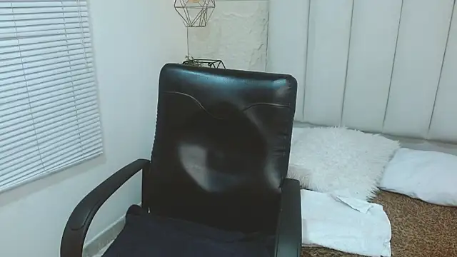 Snapshot of jackie_tk chatting on July 6, 7:38 pm jackie tk online show from July 6, 7:38 pm