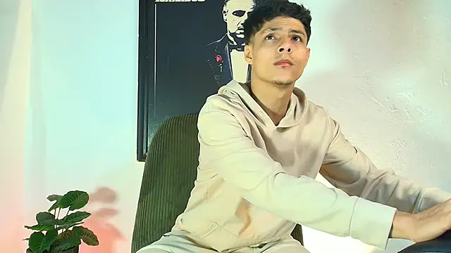 Eliassalvatore  online show from May 30, 2:12 pm