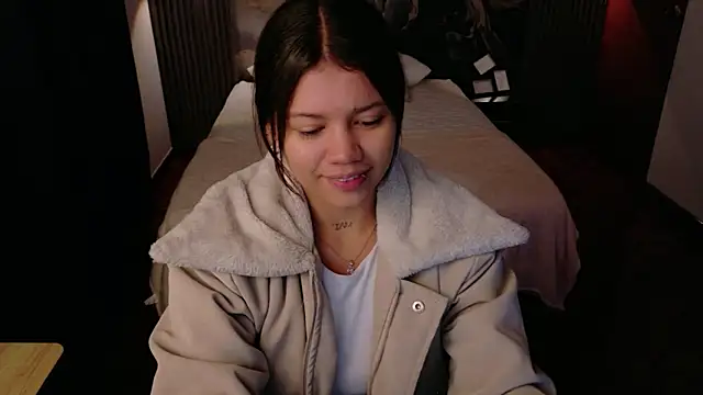 Snapshot of Alessia_Monroe_ chatting on February 24, 1:34 pm Alessia Monroe online show from February 24, 1:34 pm