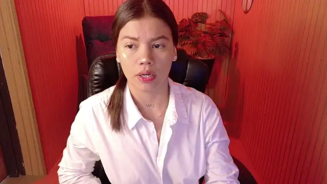 Alessia Monroe  online show from April 12, 7:39 pm