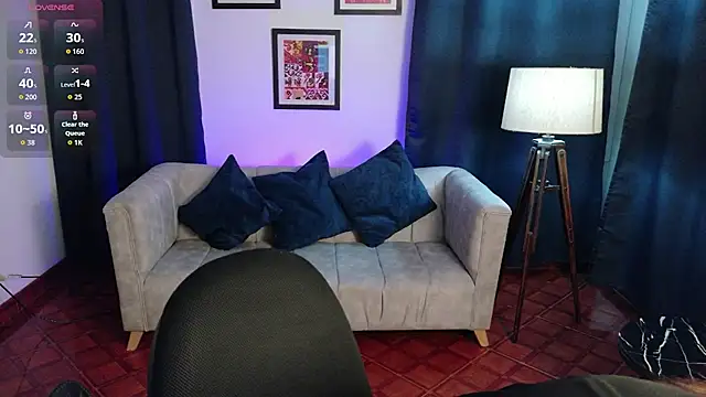Snapshot of Alessia_Monroe_ chatting on April 21, 7:20 pm Alessia Monroe online show from April 21, 7:20 pm