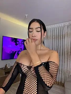 AliceBoomx online show from February 22, 11:50 pm