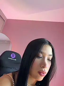 AliceBoomx online show from April 18, 3:09 am