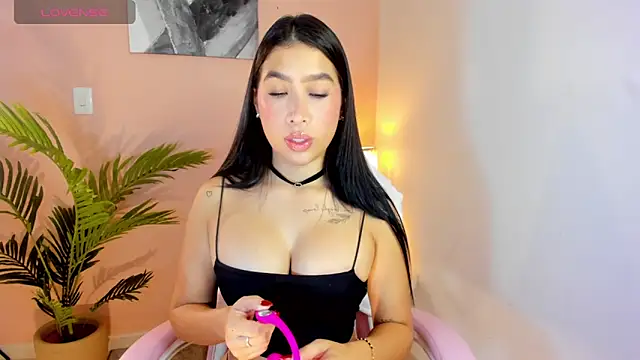 Snapshot of AliceBoomx chatting on May 23, 9:47 pm AliceBoomx online show from May 23, 9:47 pm