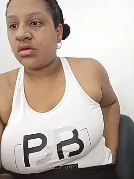 Snapshot of gigiblue89 chatting on July 14, 10:54 am gigiblue89 online show from July 14, 10:54 am