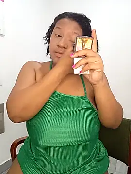 gigiblue89 online show from May 8, 10:52 am