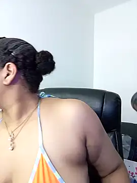 gigiblue89 online show from February 23, 7:53 am