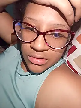 gigiblue89 online show from March 29, 8:43 pm