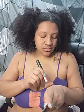 Snapshot of gigiblue89 chatting on June 26, 9:48 am gigiblue89 online show from June 26, 9:48 am