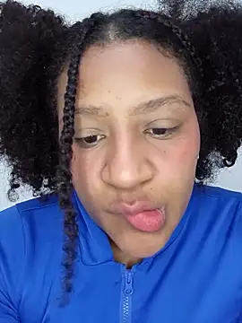 gigiblue89 online show from March 18, 8:17 am