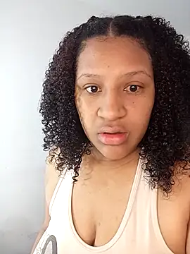 gigiblue89 online show from April 4, 1:39 pm